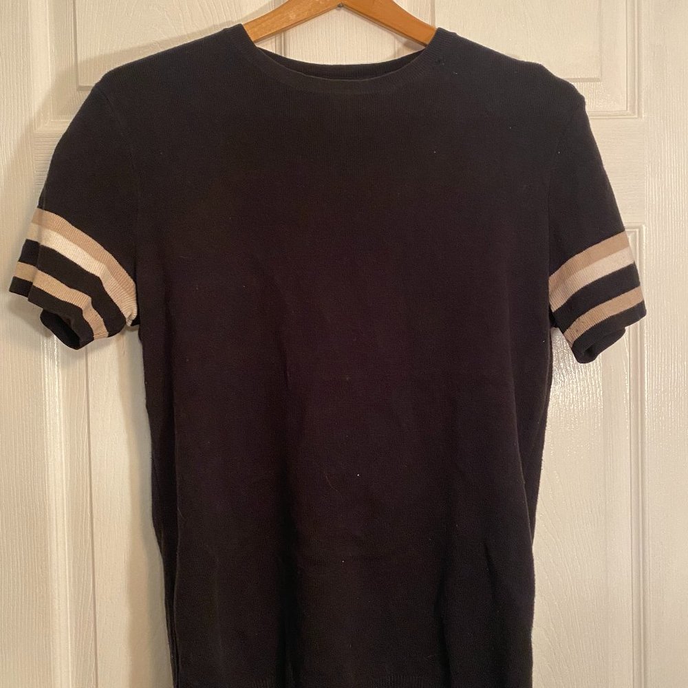 Forever 21 Black T